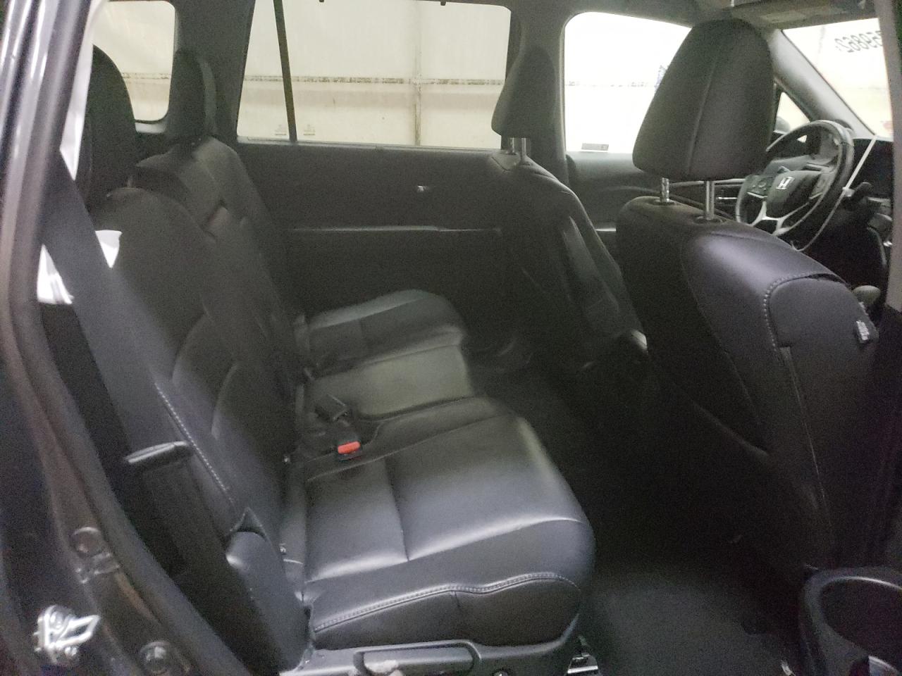 Photo 6 from auction – 2019 HONDA PILOT EXL with VIN 5FNYF6H53KB029775