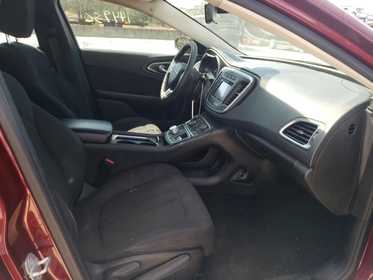 Photo 5 from auction – 2015 CHRYSLER 200 LIMITE with VIN 1C3CCCAB2FN707557