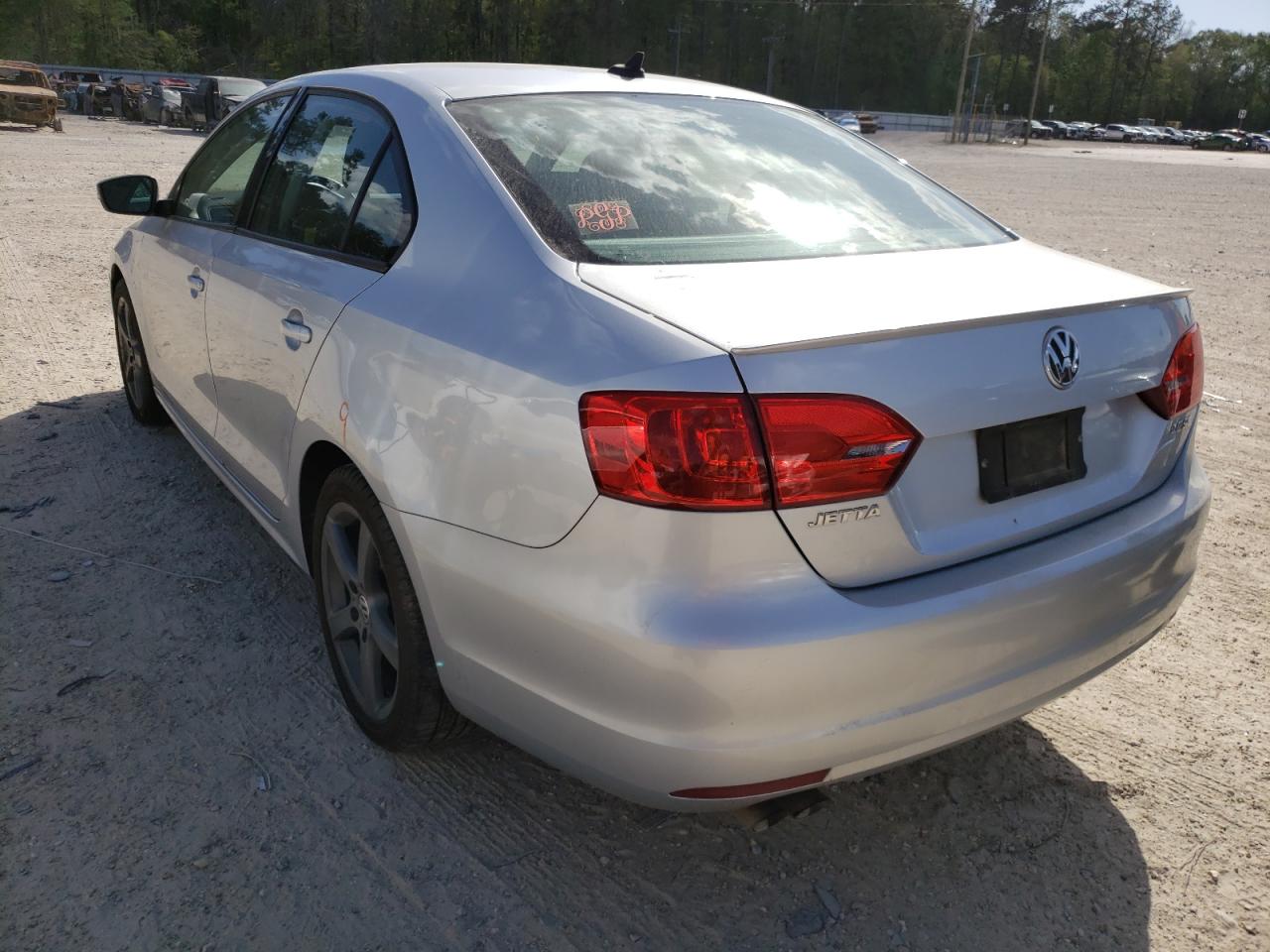 Photo 3 from auction – 2012 VOLKSWAGEN JETTA SE with VIN 3VWDP7AJ5CM061355