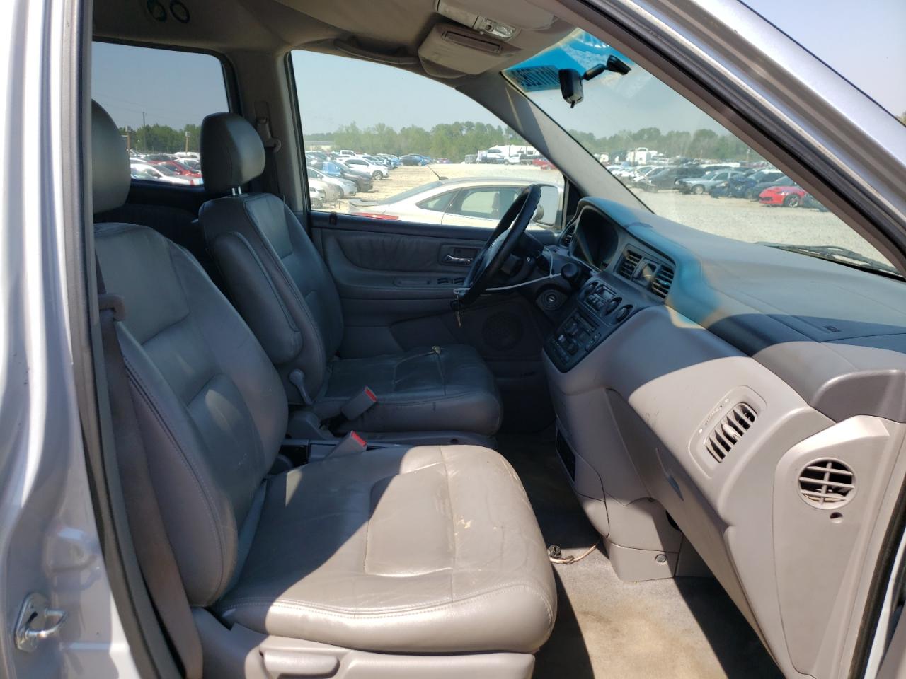 Photo 5 from auction – 2002 HONDA ODYSSEY EX with VIN 2HKRL18022H524698