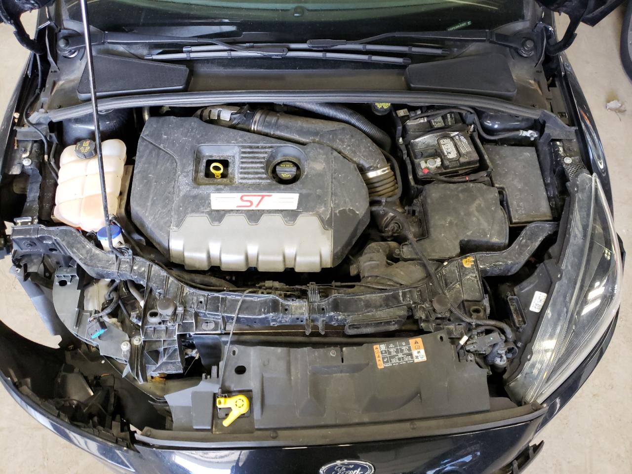 Photo 7 from auction – 2017 FORD FOCUS ST with VIN 1FADP3L93HL314377