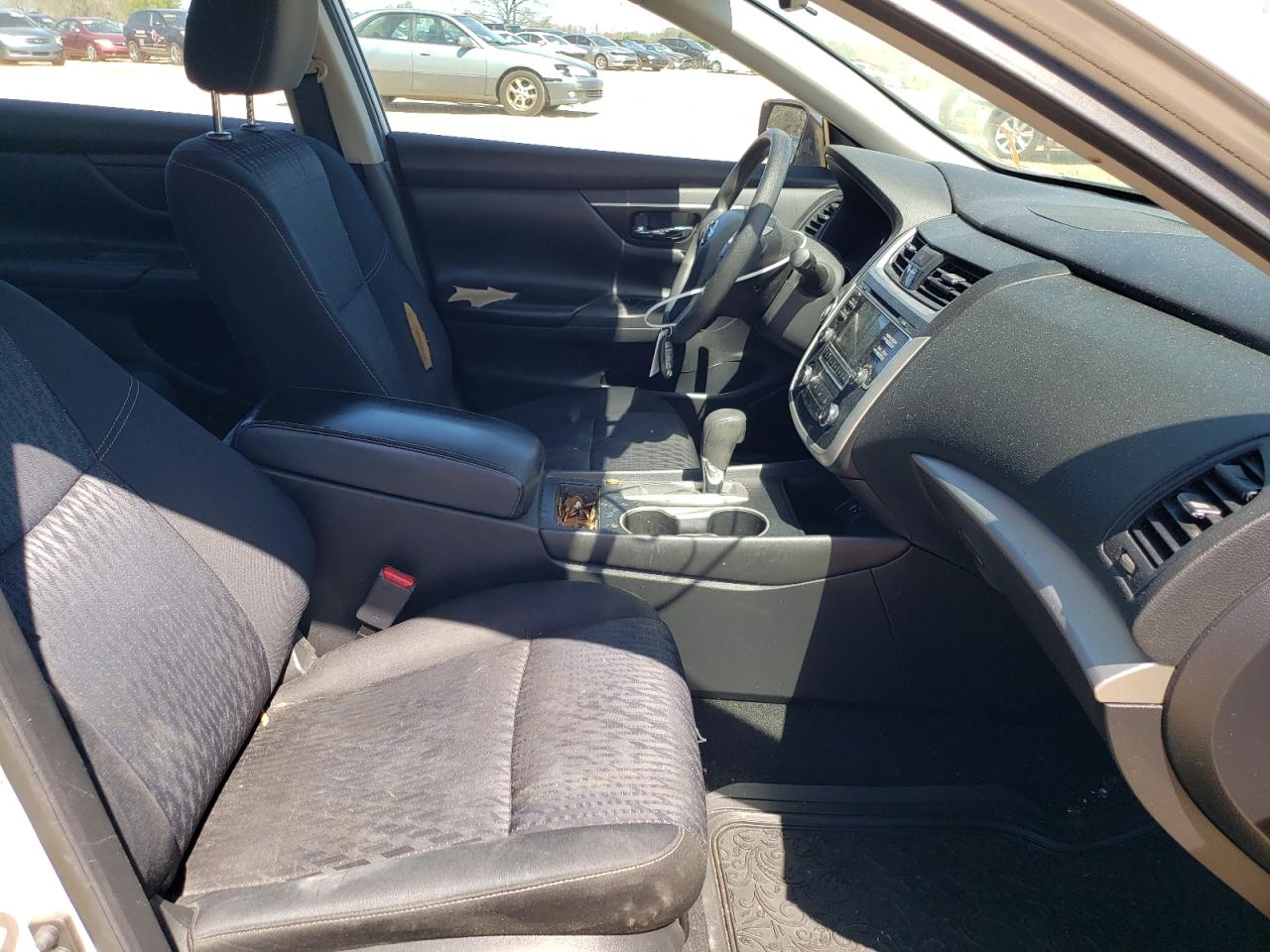 Photo 5 from auction – 2016 NISSAN ALTIMA 2.5 with VIN 1N4AL3AP9GN305265