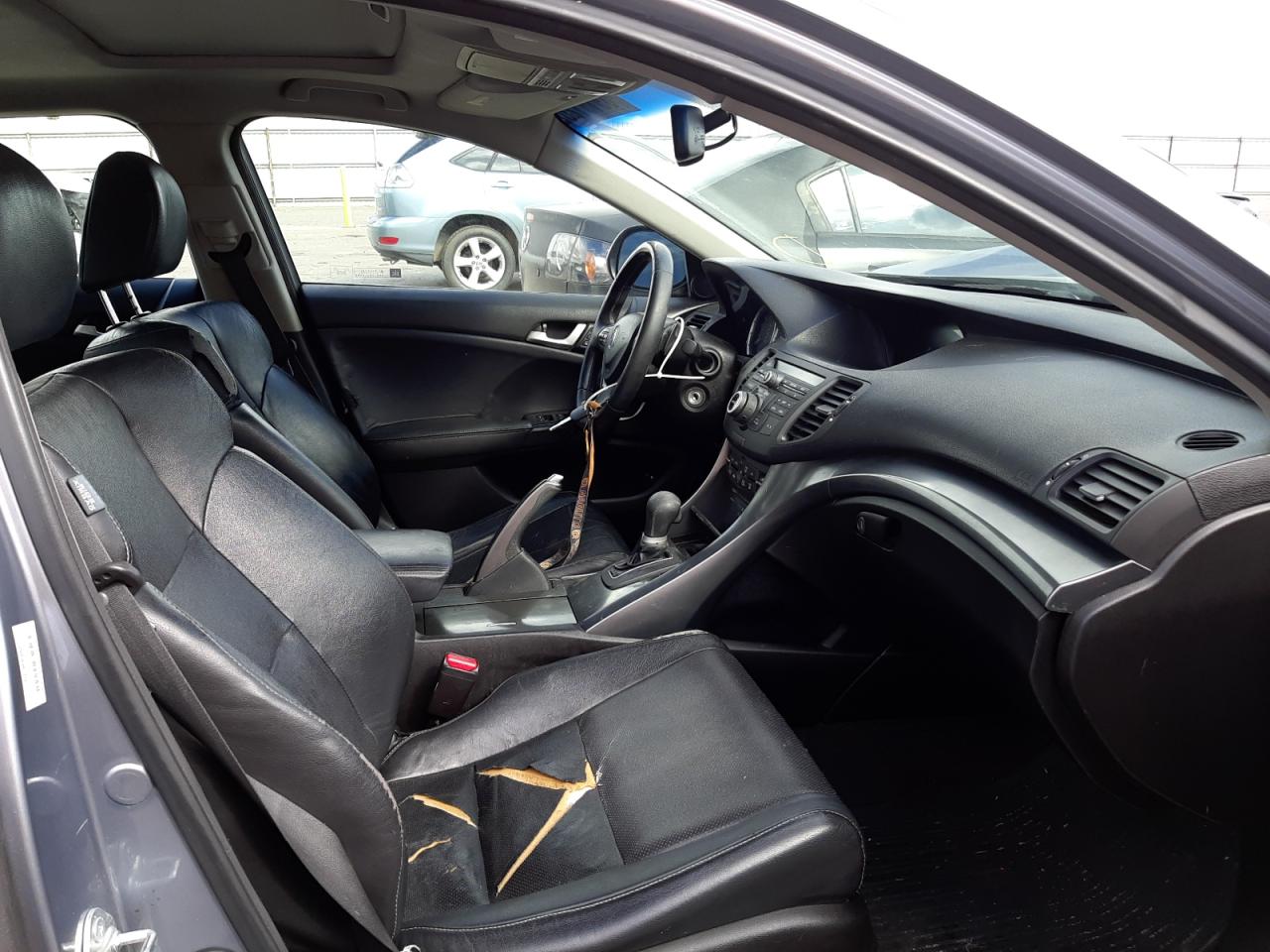 Photo 5 from auction – 2011 ACURA TSX with VIN JH4CU2F64BC003248
