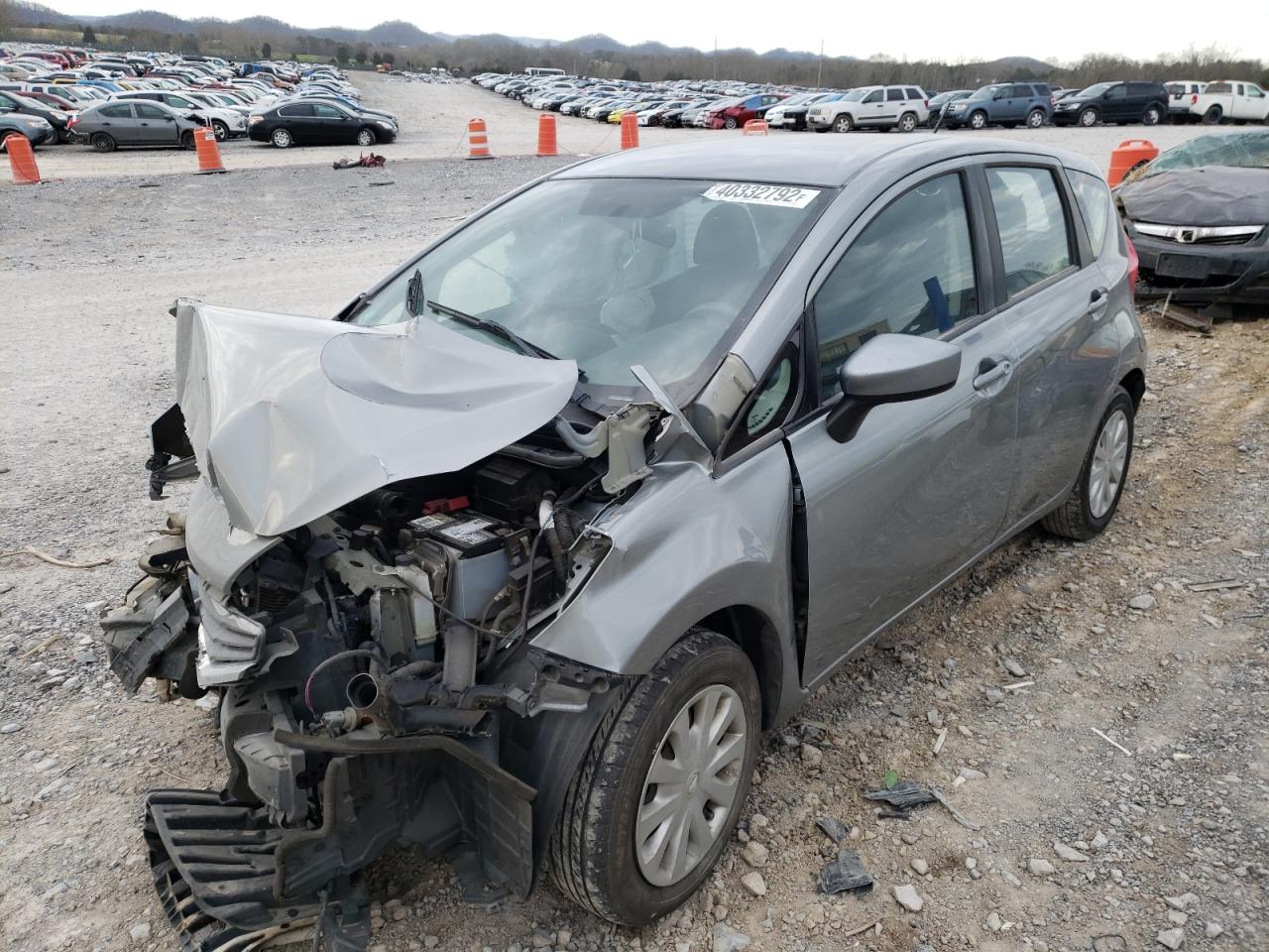 Photo 2 from auction – 2015 NISSAN VERSA NOTE with VIN 3N1CE2CP2FL376264