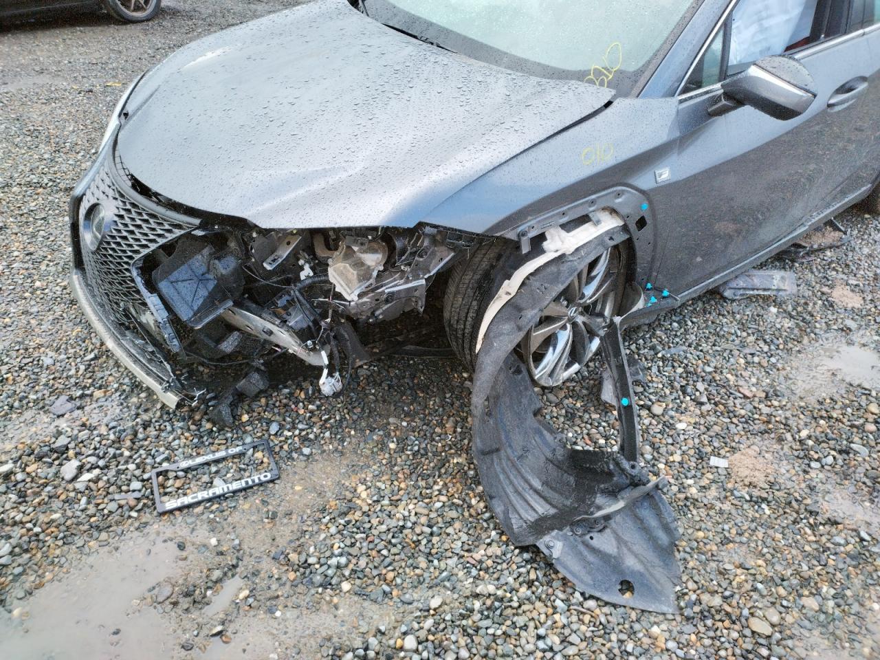 Photo 9 from auction – 2020 LEXUS UX 200 with VIN JTHE3JBH1L2029973