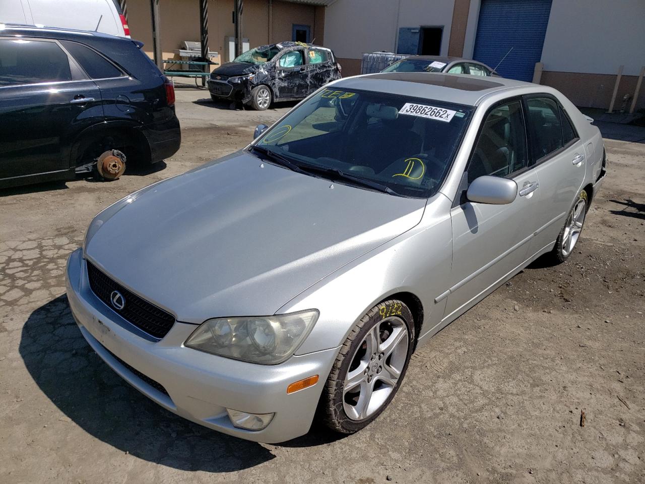 Photo 2 from auction – 2003 LEXUS IS 300 with VIN JTHBD192530079708