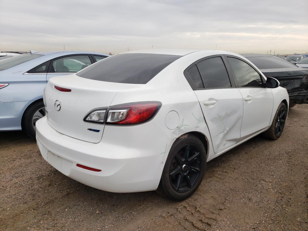 Photo 4 from auction – 2013 MAZDA 3 I with VIN JM1BL1U71D1845775