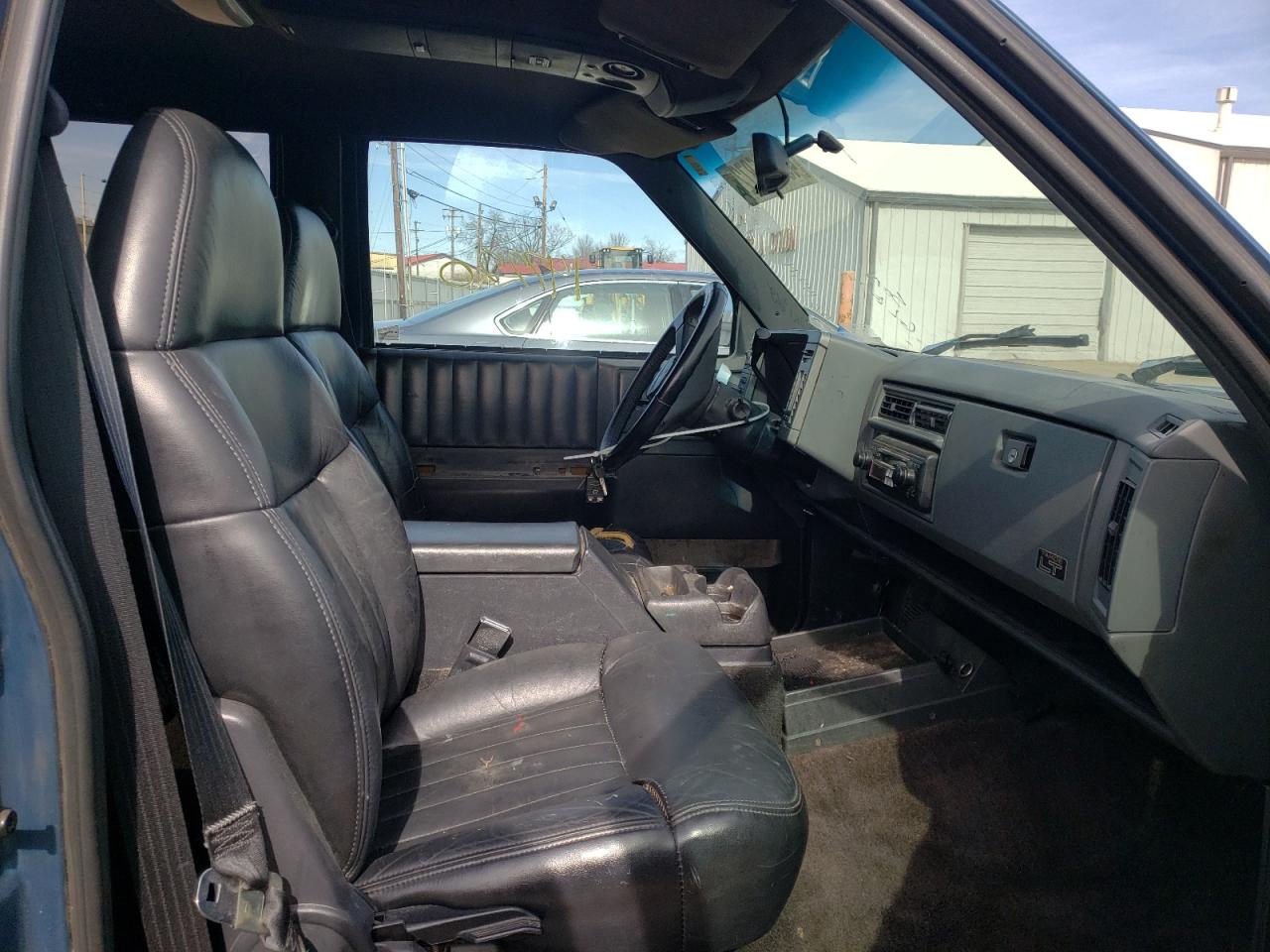 Photo 5 from auction – 1993 CHEVROLET BLAZER S10 with VIN 1GNCS13W0P2212366