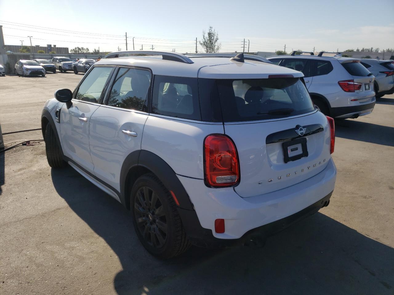 Foto 3 de la subasta – 2019 MINI COOPER S C con VIN WMZYT3C5XK3E97310