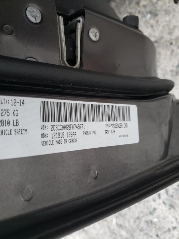 Photo 10 from auction – 2015 CHRYSLER 300 LIMITE with VIN 2C3CCAAG9FH749071