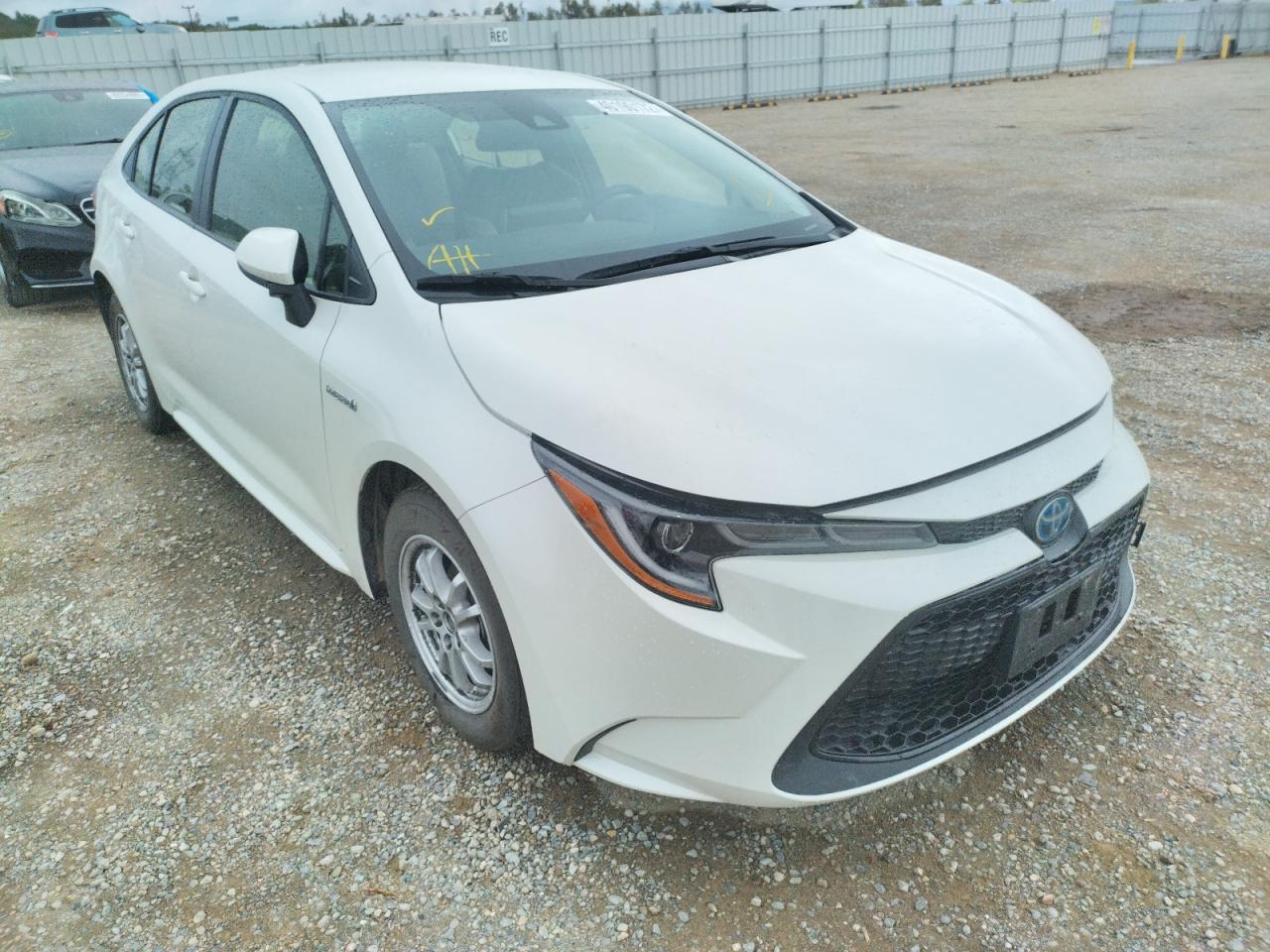 Photo 1 from auction – 2021 TOYOTA COROLLA LE with VIN JTDEAMDE0MJ030633