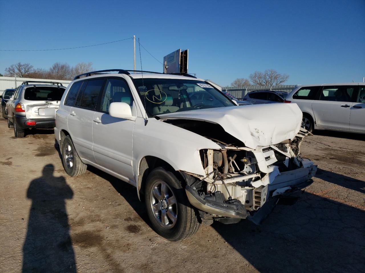 TOYOTA HIGHLANDER 2005 مع رقم تعريف المركبة JTEGD21A450131618 - صورة من المزاد