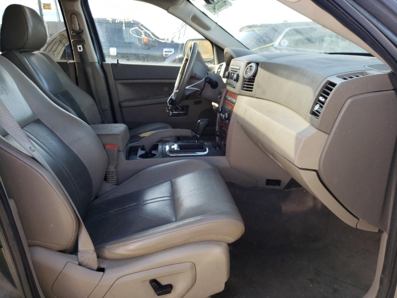 Photo 5 from auction – 2005 JEEP GRAND CHER with VIN 1J4HR582X5C509752