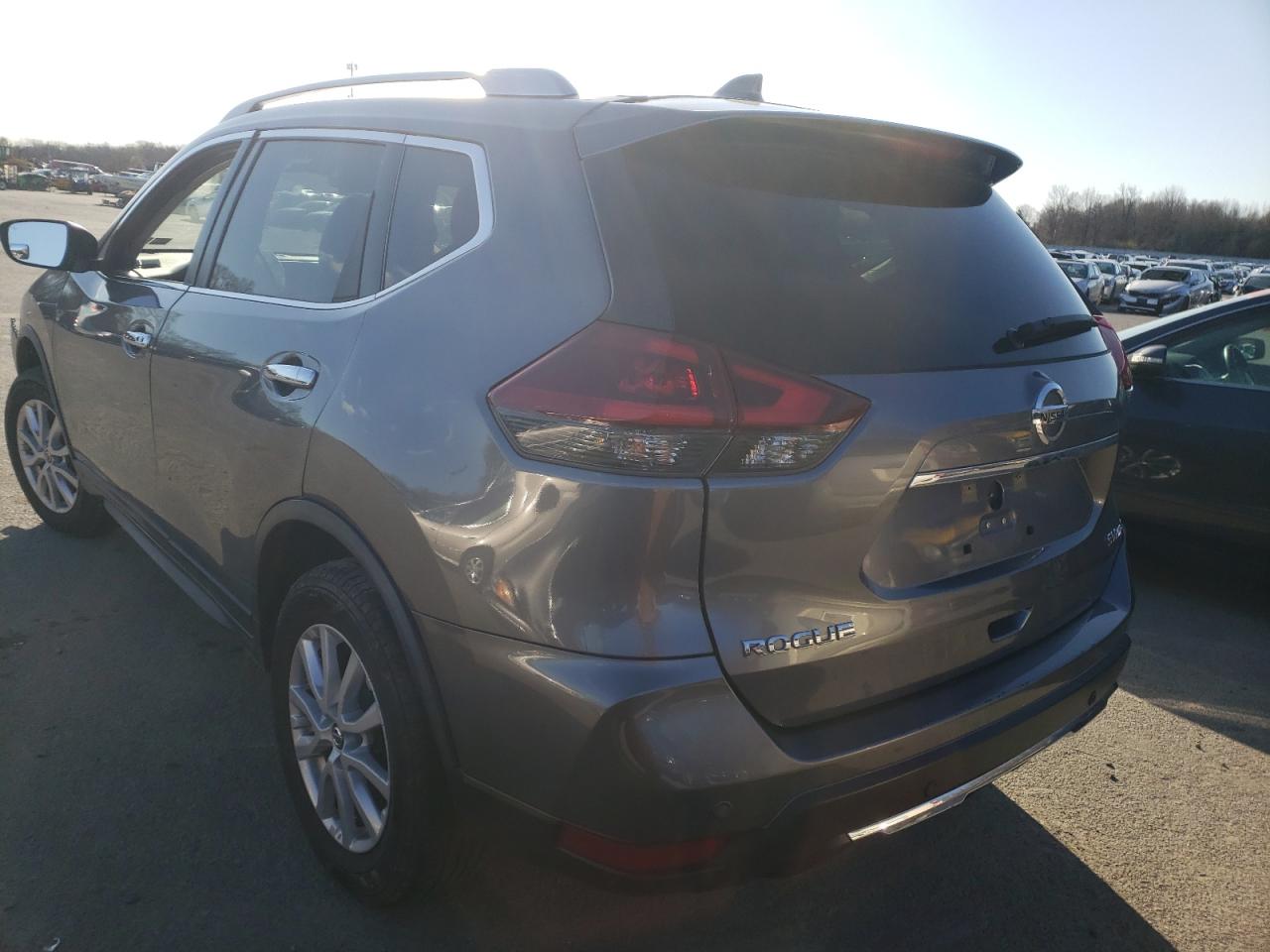 Photo 3 from auction – 2020 NISSAN ROGUE S with VIN KNMAT2MV4LP514104