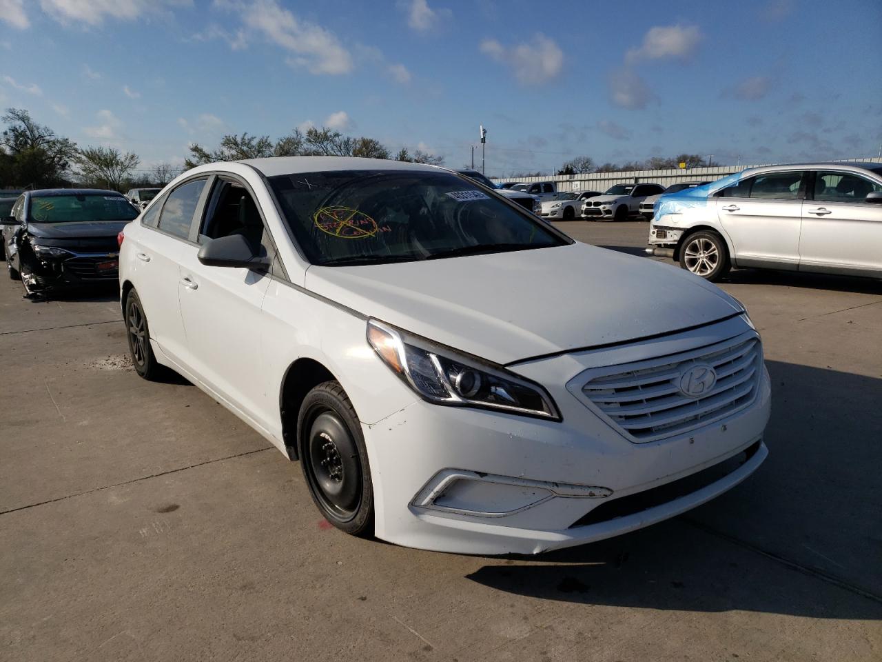 Photo 1 from auction – 2016 HYUNDAI SONATA SE with VIN 5NPE24AF7GH399867