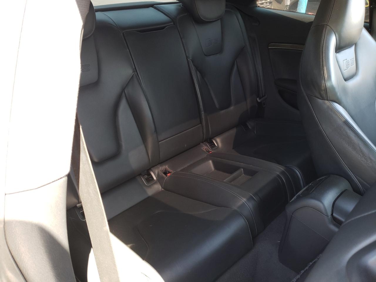 Photo 6 from auction – 2011 AUDI S5 PREMIUM with VIN WAUCVAFRXBA031521