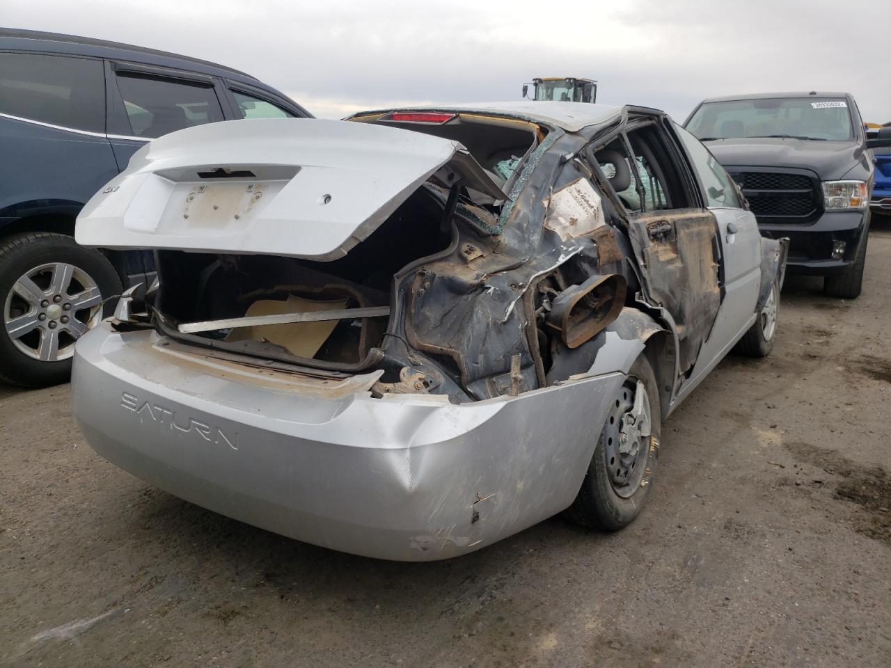 Photo 4 from auction – 2004 SATURN ION LEVEL with VIN 1G8AF52F64Z226279