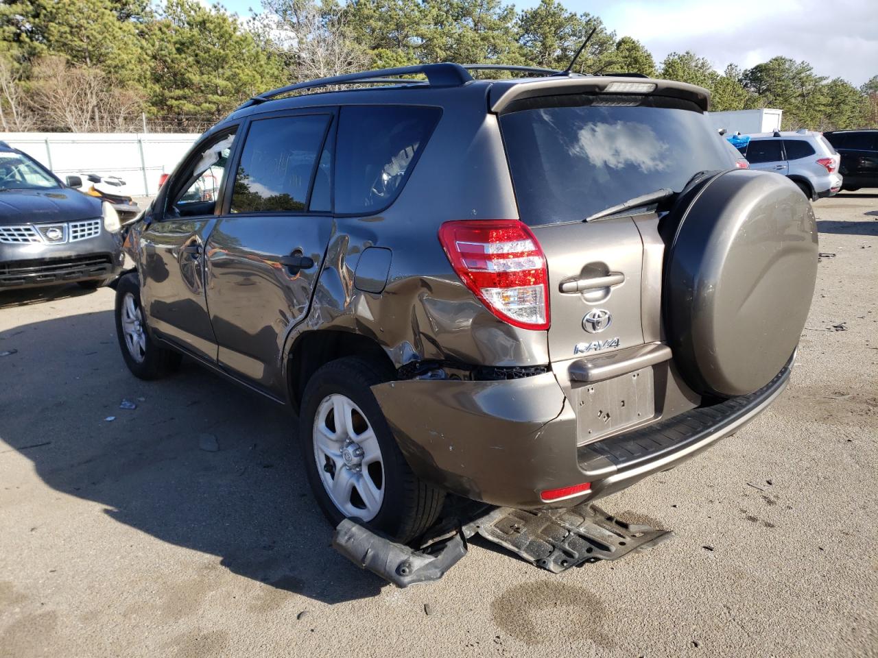 Photo 3 from auction – 2011 TOYOTA RAV4 with VIN 2T3BF4DV4BW082415