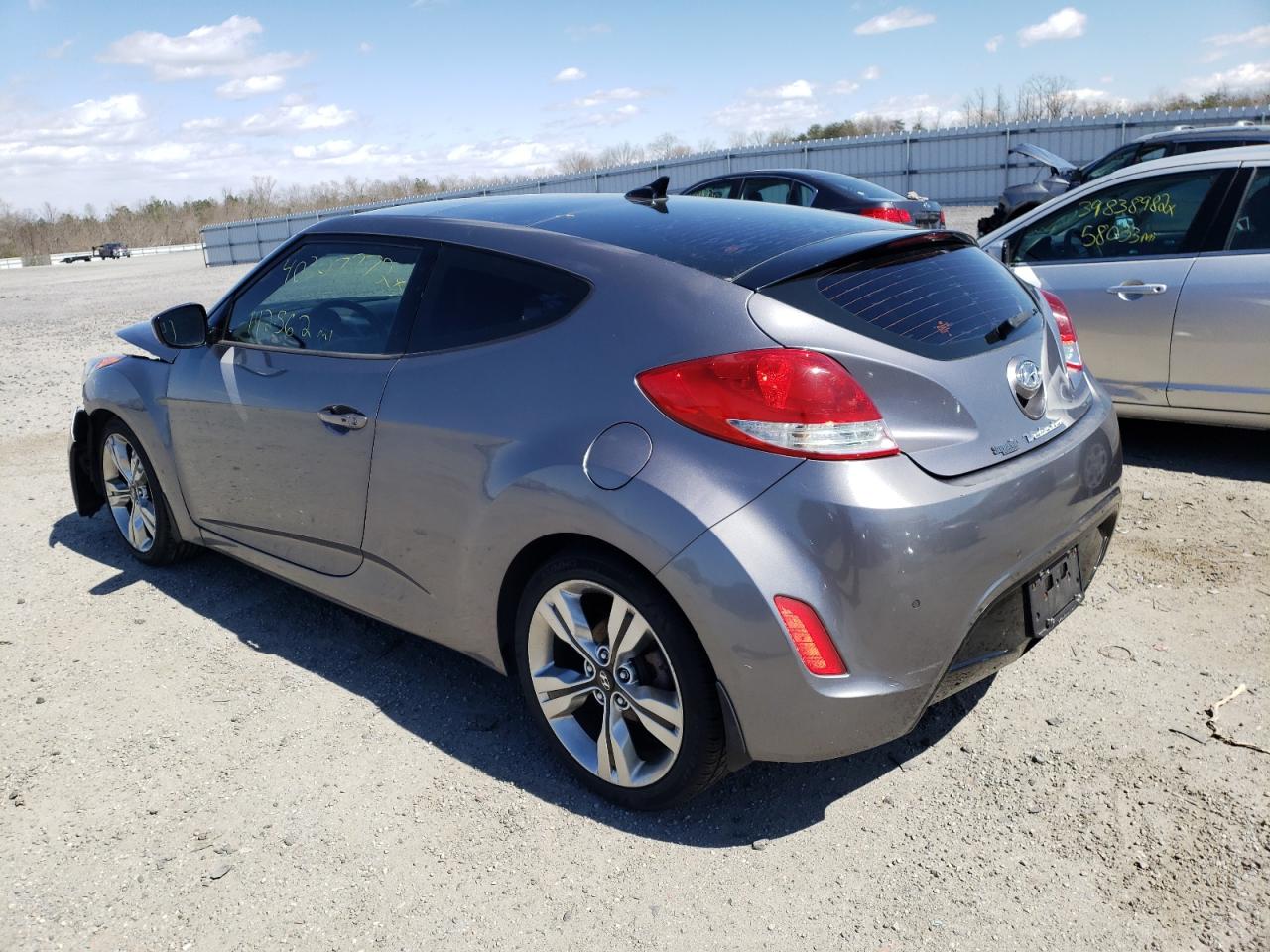 Photo 3 from auction – 2013 HYUNDAI VELOSTER with VIN KMHTC6AD6DU094694
