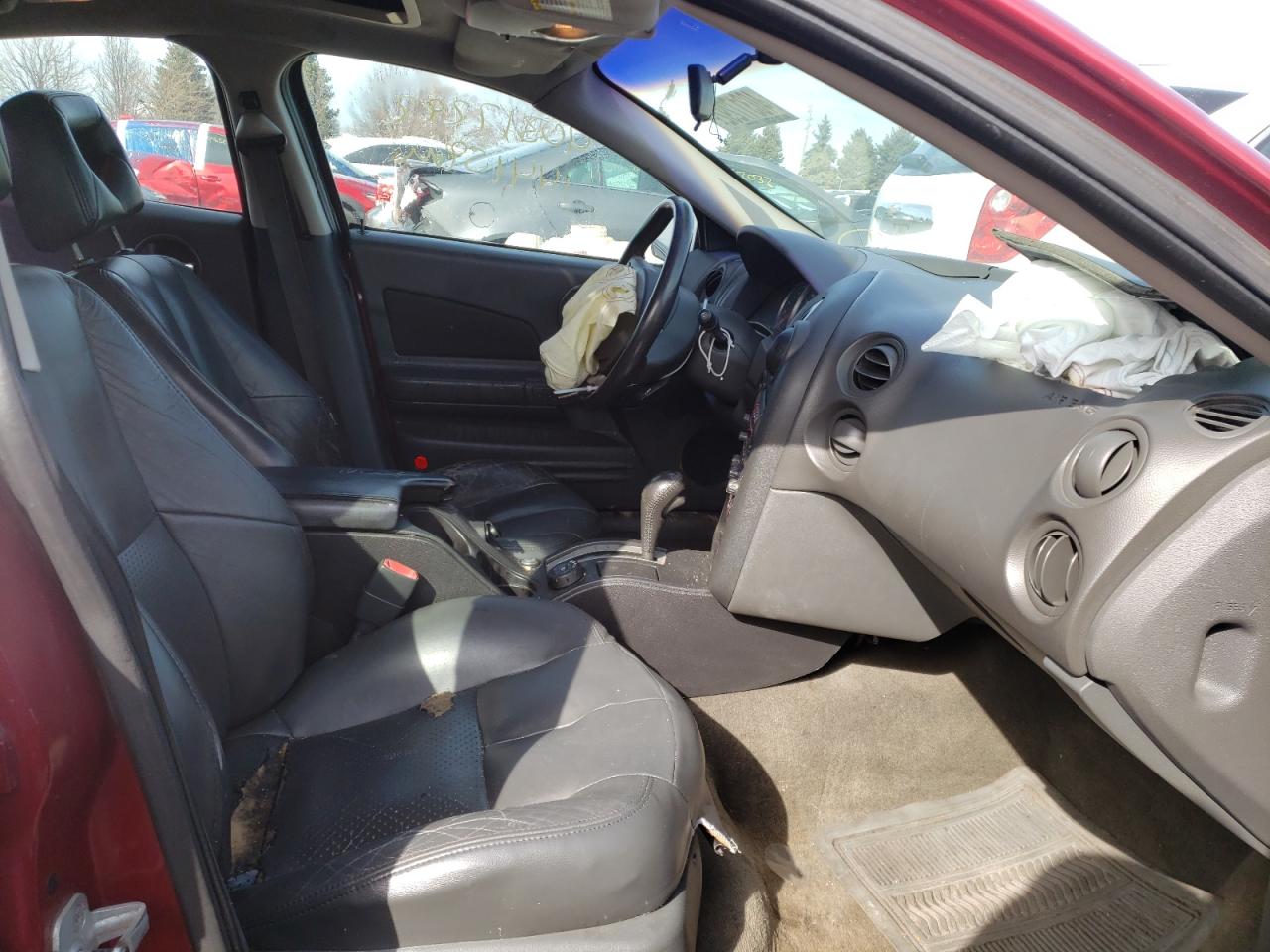 Photo 5 from auction – 2004 PONTIAC GRAND PRIX with VIN 2G2WS522941128977