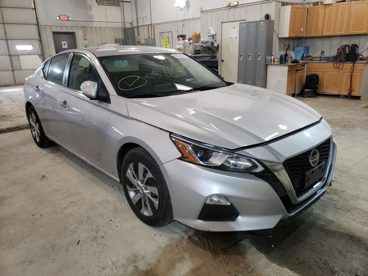 NISSAN ALTIMA S 2019 with VIN 1N4BL4BVXKC162838 - Photo from auction