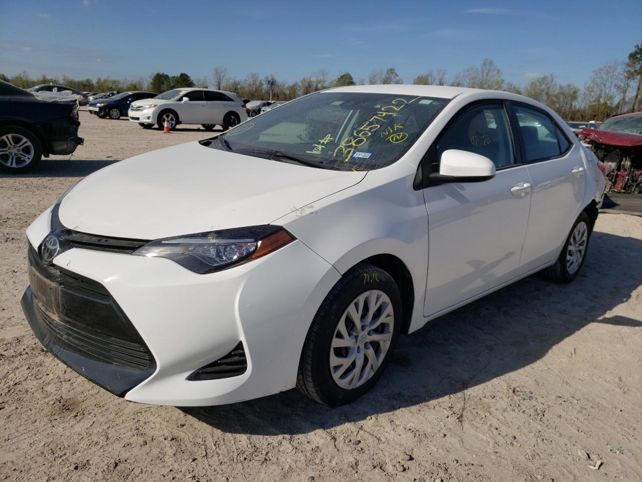Photo 2 from auction – 2017 TOYOTA COROLLA L with VIN 5YFBURHE2HP610615