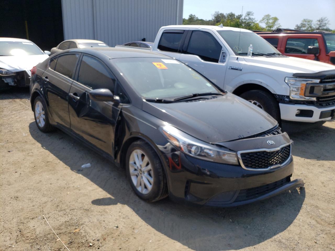 KIA FORTE LX 2017 with VIN 3KPFL4A7XHE013264 - Photo from auction