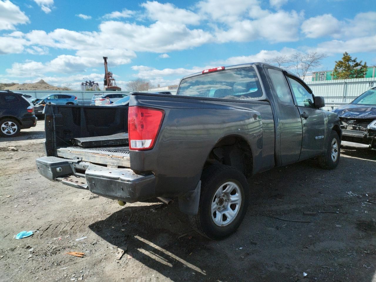Photo 4 from auction – 2005 NISSAN TITAN with VIN 1N6AA06B75N503025