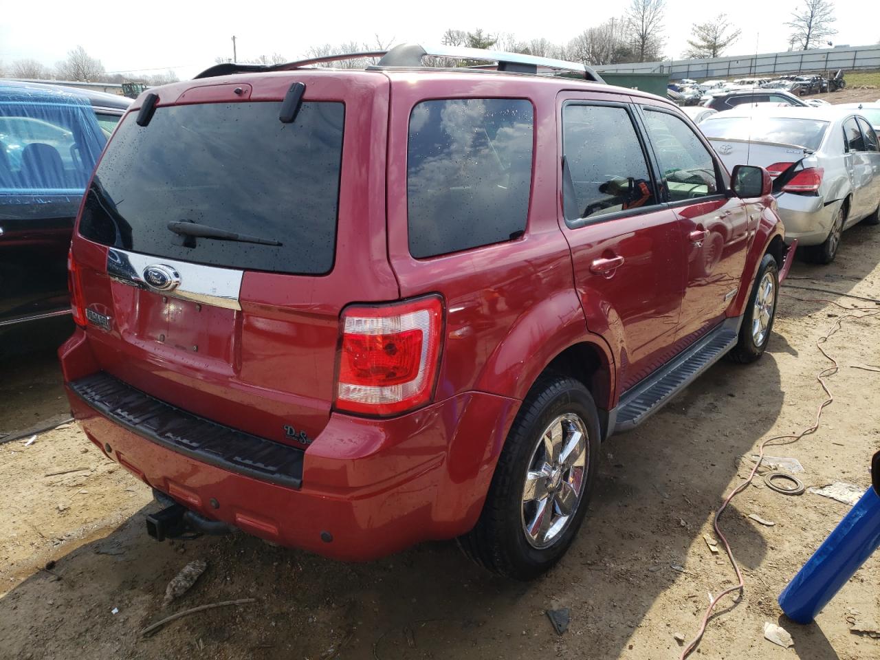 Photo 4 from auction – 2008 FORD ESCAPE LIM with VIN 1FMCU04108KE64907