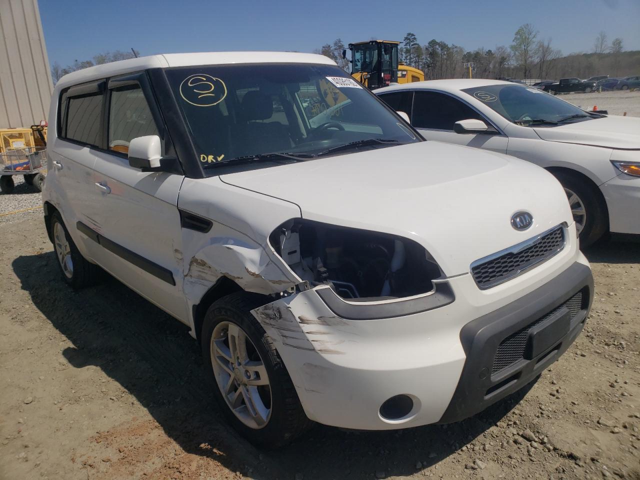 KIA SOUL 2011 with VIN KNDJT2A26B7301678 - Photo from auction