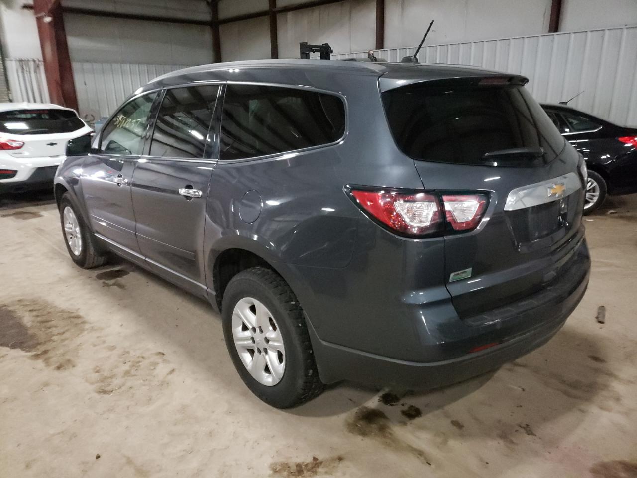 Photo 3 from auction – 2013 CHEVROLET TRAVERSE L with VIN 1GNKRFED6DJ246734