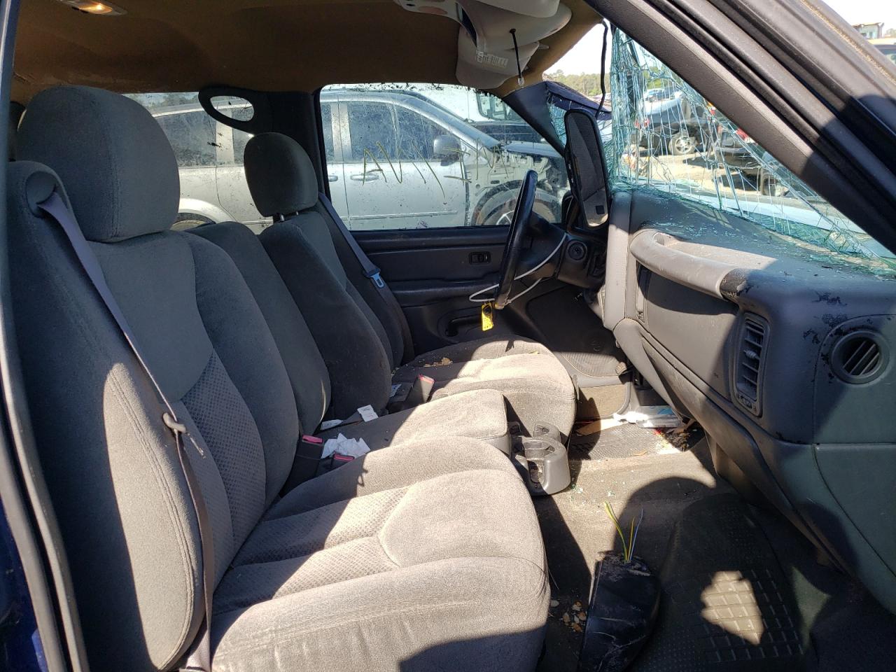 Photo 5 from auction – 2004 CHEVROLET SILVERADO with VIN 2GCEC13T241403075