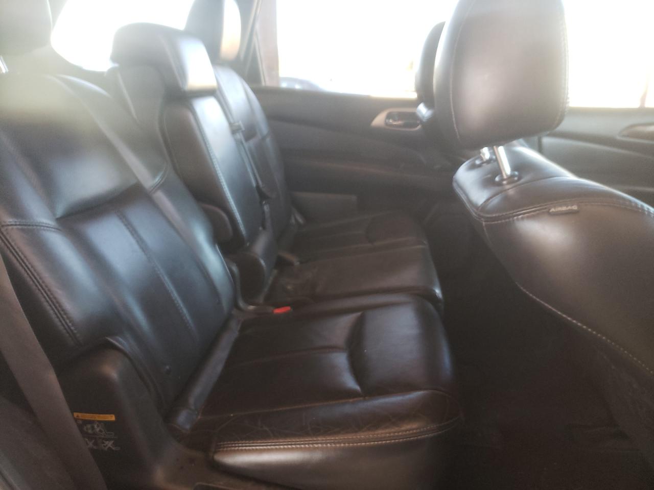 Photo 6 from auction – 2014 NISSAN PATHFINDER with VIN 5N1AR2MN0EC611627