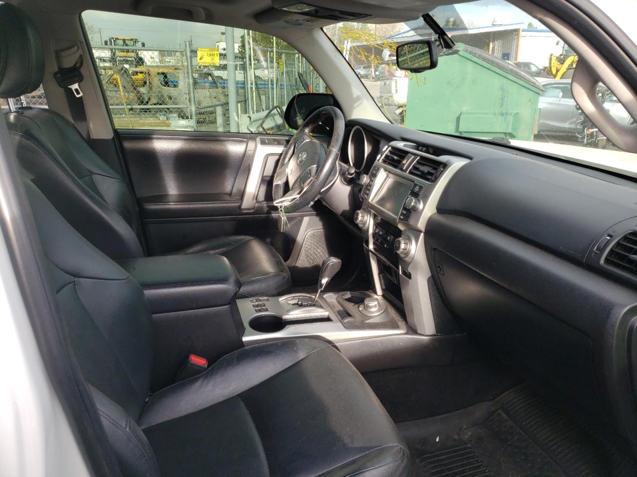 Photo 5 from auction – 2013 TOYOTA 4RUNNER SR with VIN JTEBU5JR4D5139592
