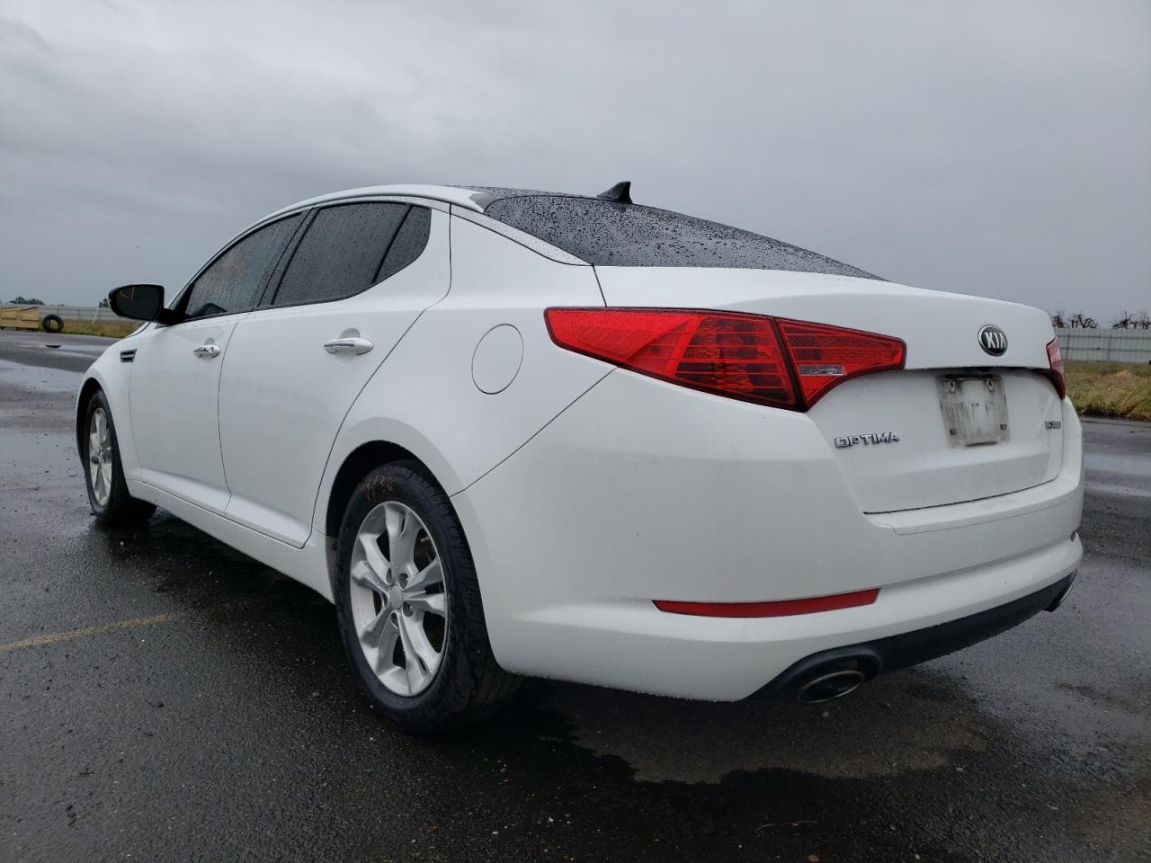 Photo 3 from auction – 2013 KIA OPTIMA EX with VIN 5XXGN4A72DG238066