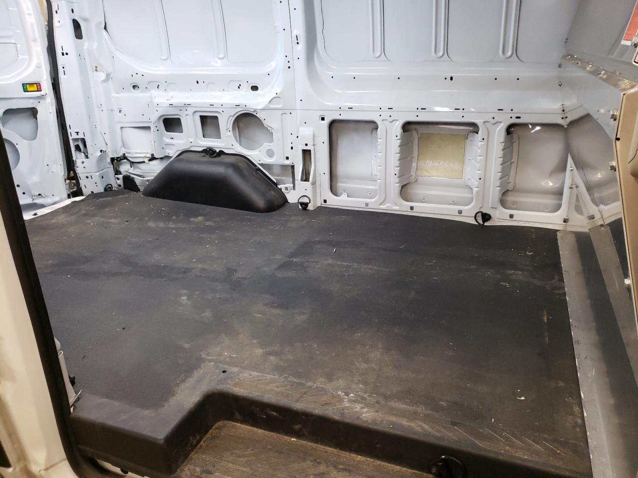 Photo 6 from auction – 2015 FORD TRANSIT T- with VIN 1FTYE1ZM6FKA49717