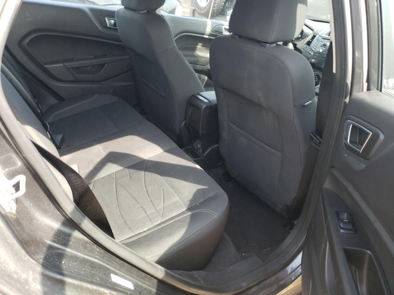 Photo 6 from auction – 2015 FORD FIESTA SE with VIN 3FADP4BJ2FM101112
