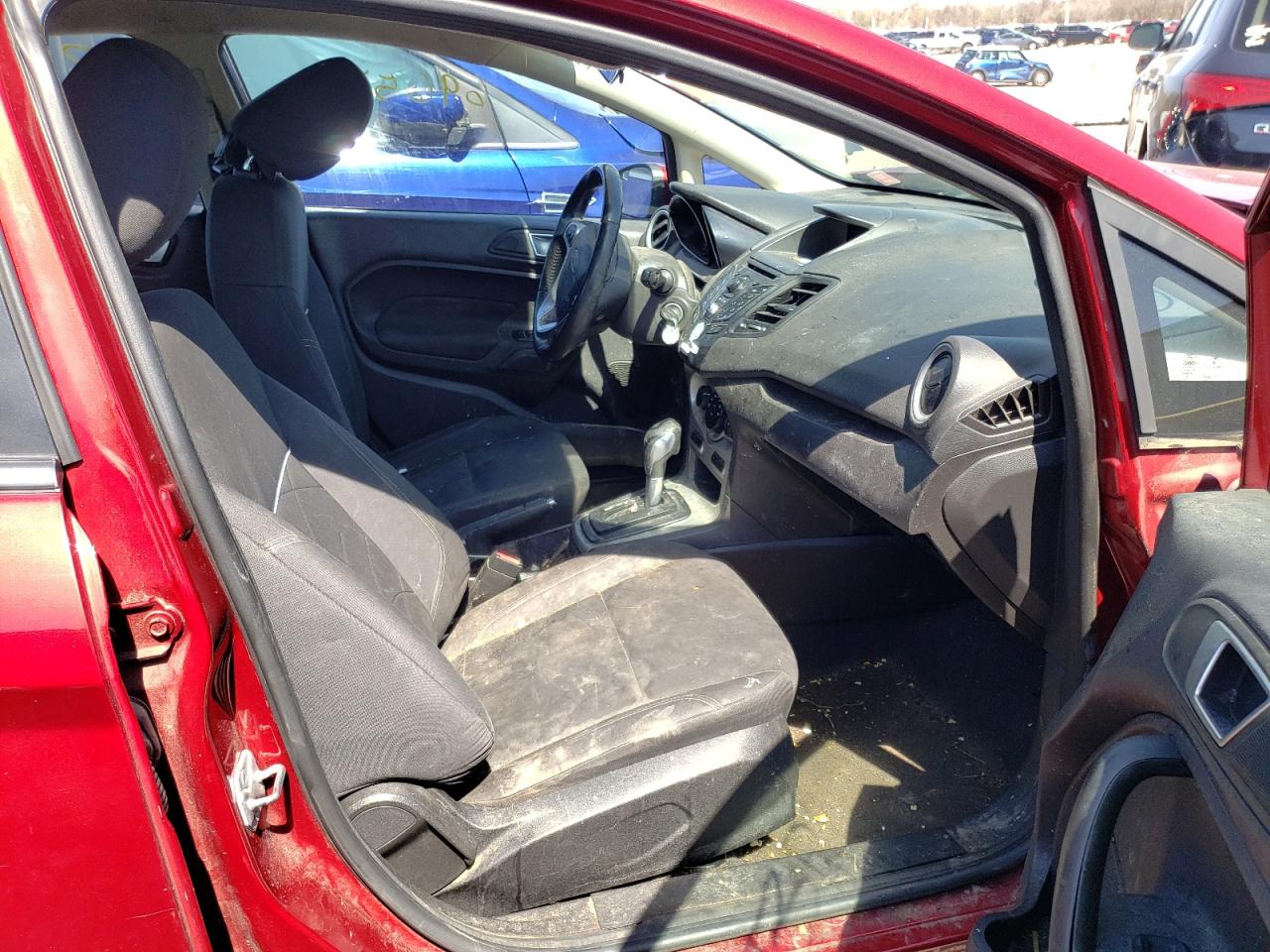 Photo 5 from auction – 2014 FORD FIESTA SE with VIN 3FADP4BJ2EM125179