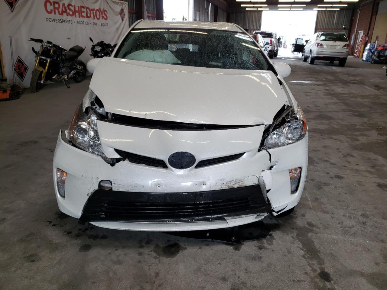 Photo 9 from auction – 2015 TOYOTA PRIUS with VIN JTDKN3DU5F1927412