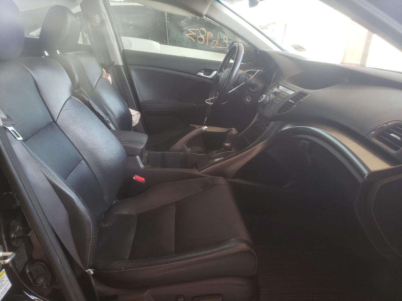 Photo 5 from auction – 2013 ACURA TSX TECH with VIN JH4CU2F66DC008213