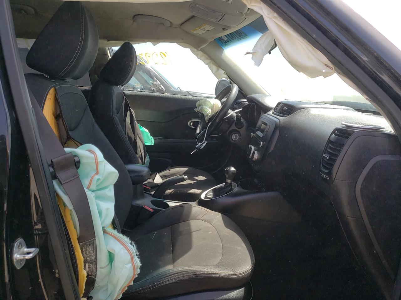 Photo 5 from auction – 2015 KIA SOUL with VIN KNDJN2A24F7755573