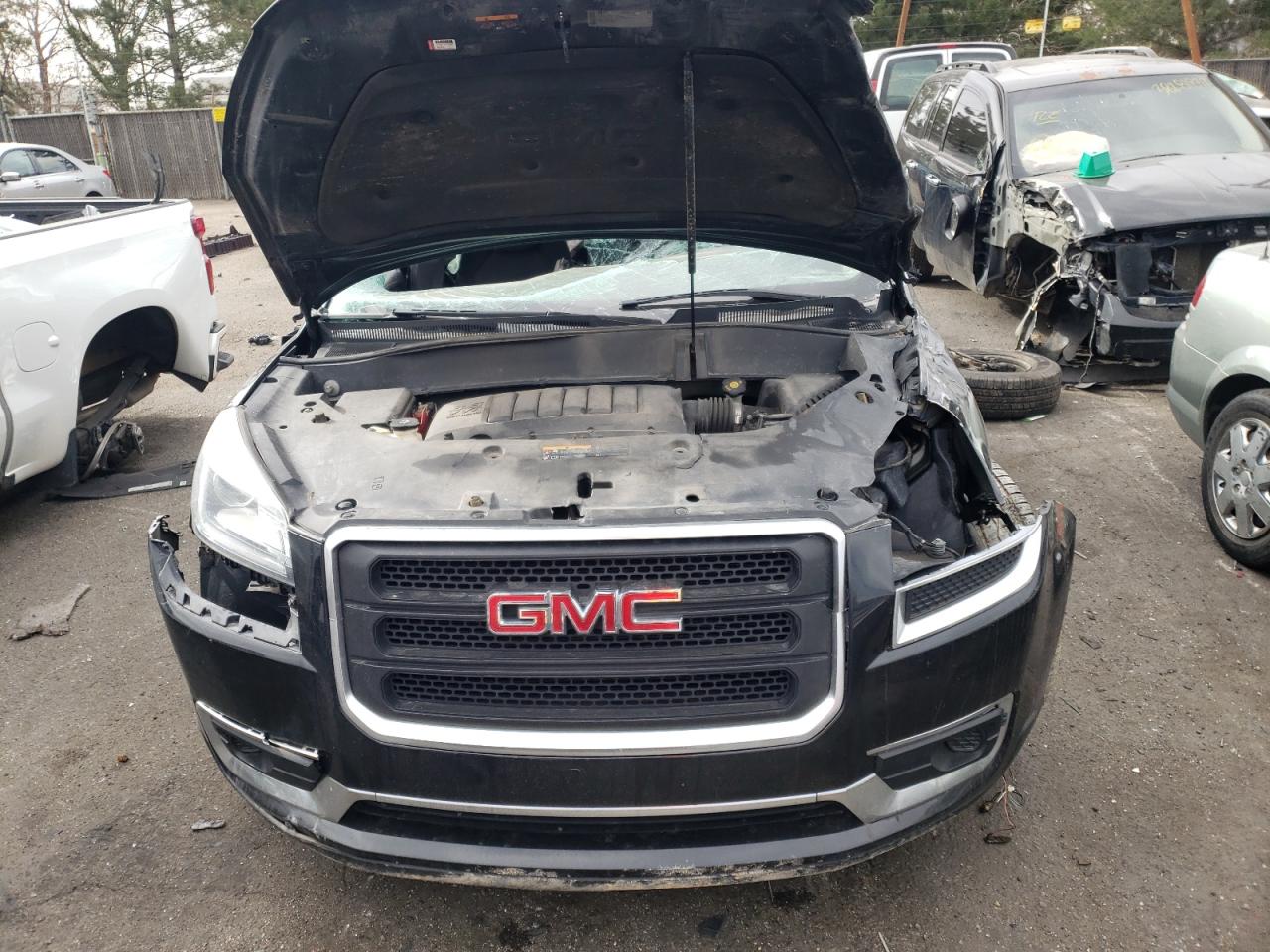 Photo 7 from auction – 2014 GMC ACADIA SLE with VIN 1GKKVPKD5EJ320875