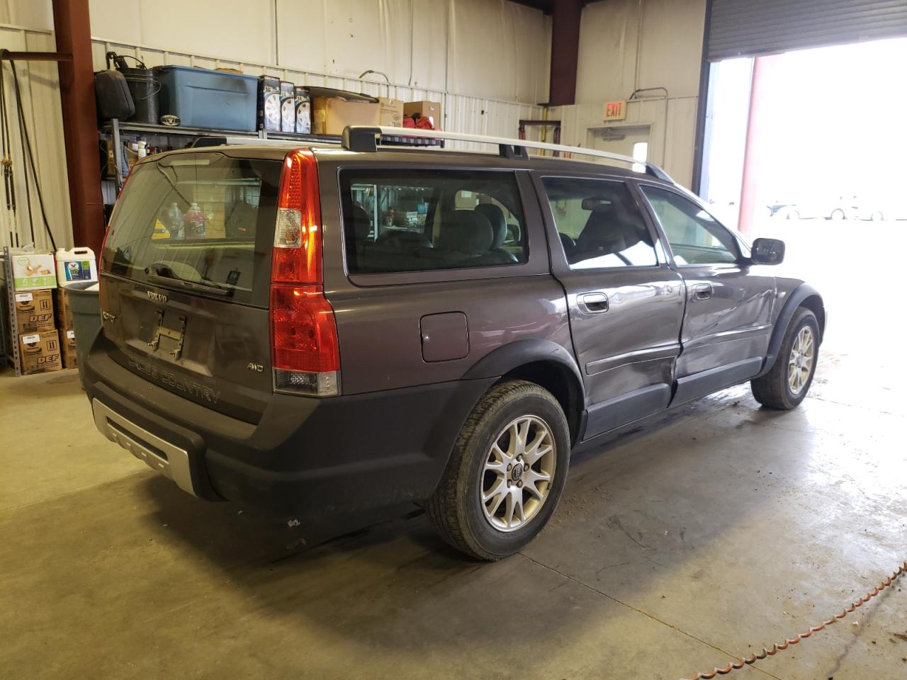Photo 4 from auction – 2005 VOLVO XC70 with VIN YV1SZ592651193993