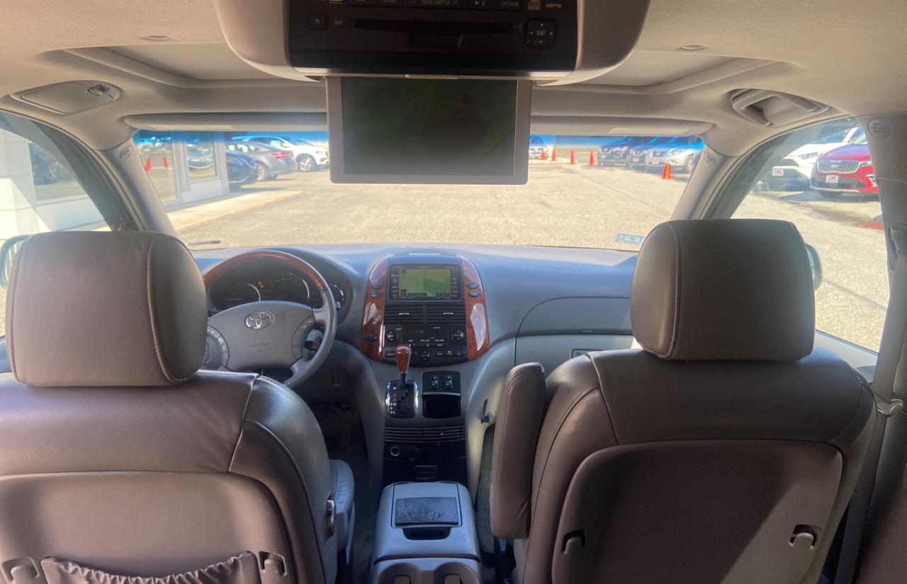 Photo 9 from auction – 2007 TOYOTA SIENNA XLE with VIN 5TDBK22C87S006089