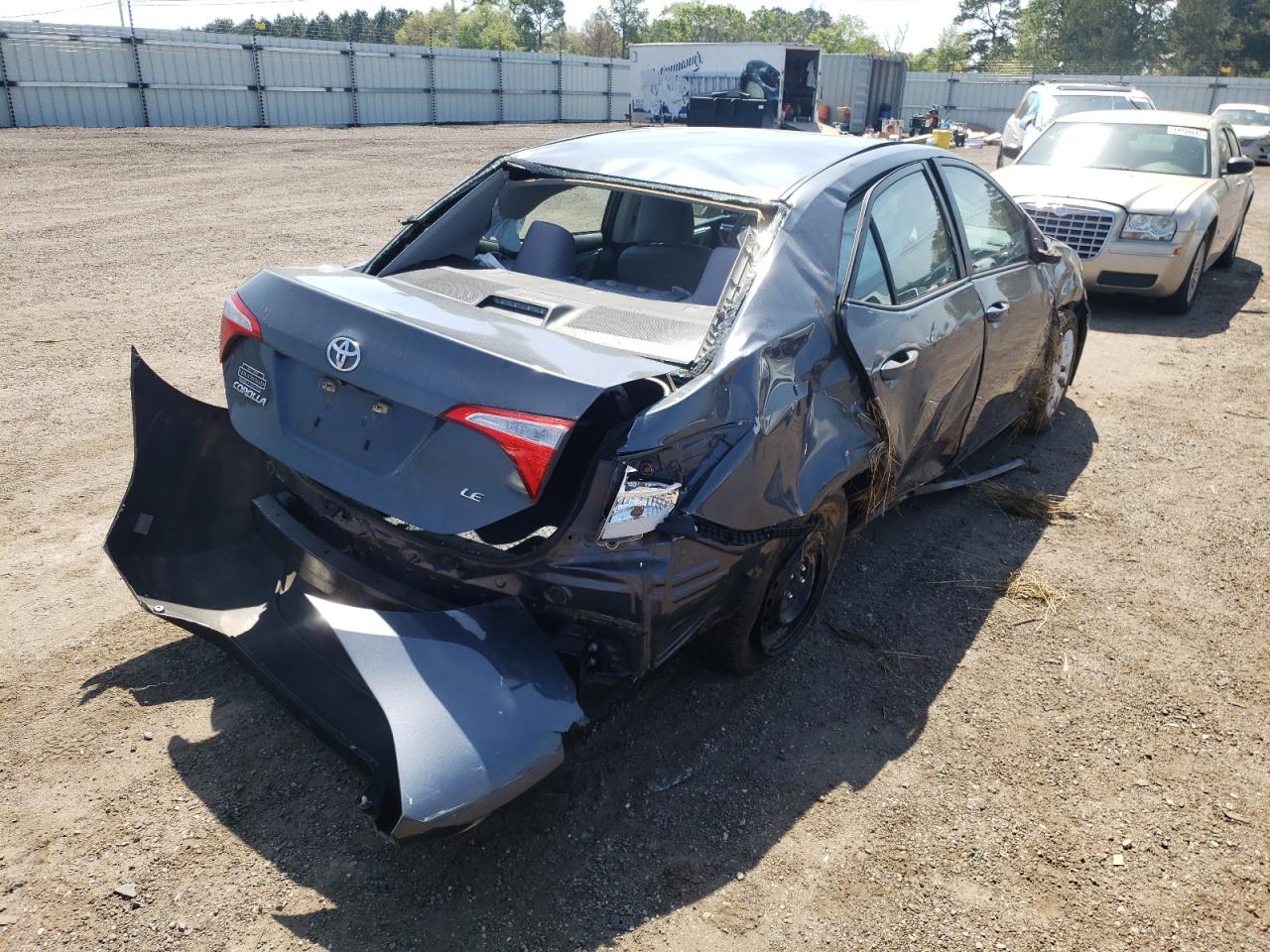 Photo 4 from auction – 2015 TOYOTA COROLLA L with VIN 5YFBURHE7FP274246