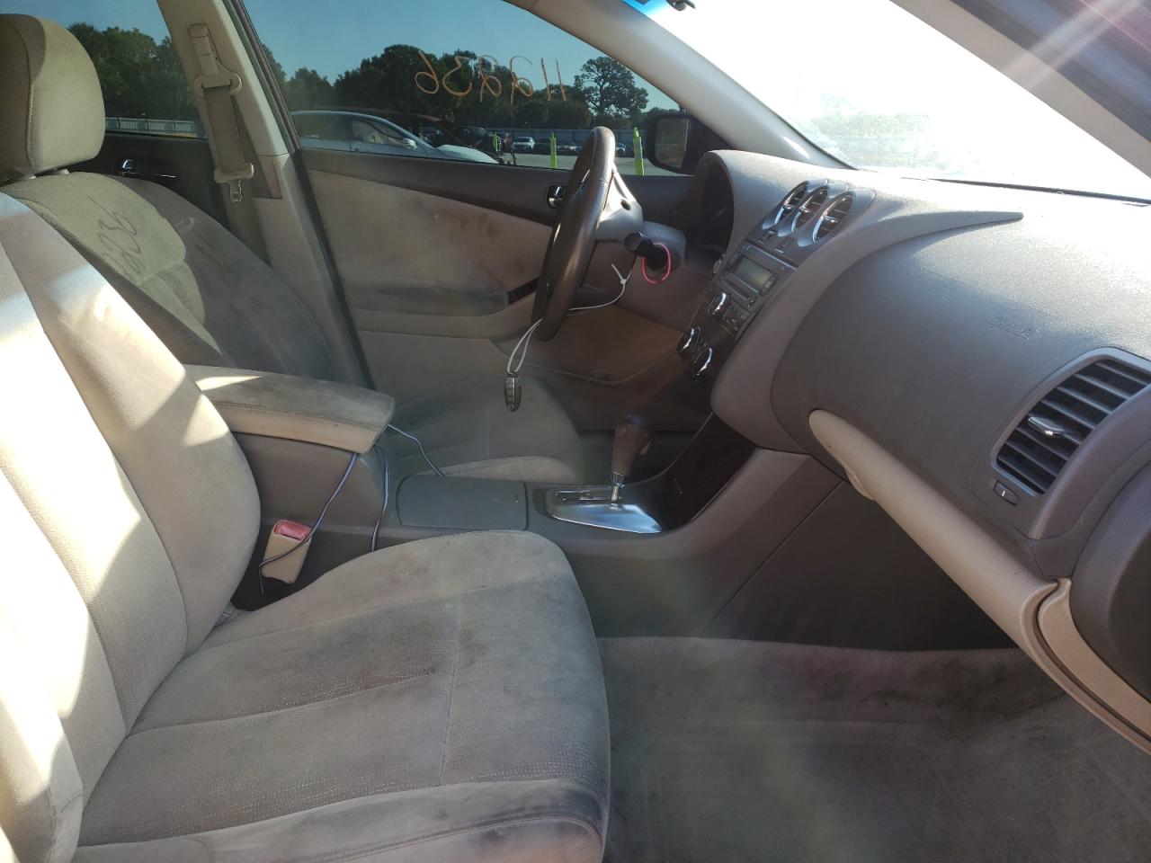 Photo 5 from auction – 2012 NISSAN ALTIMA with VIN 1N4AL2AP2CC170176