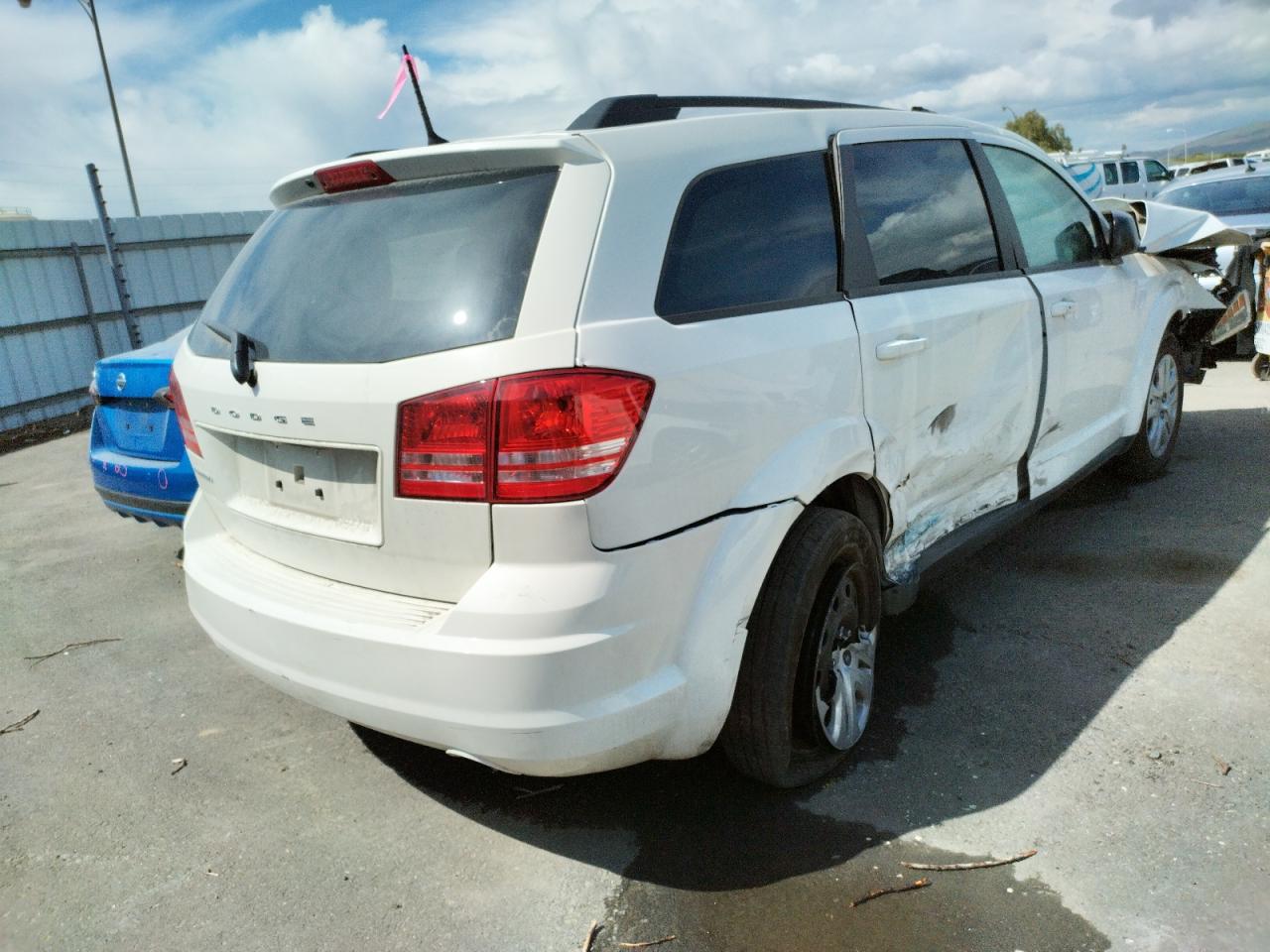 Photo 4 from auction – 2019 DODGE JOURNEY SE with VIN 3C4PDCAB8KT856785