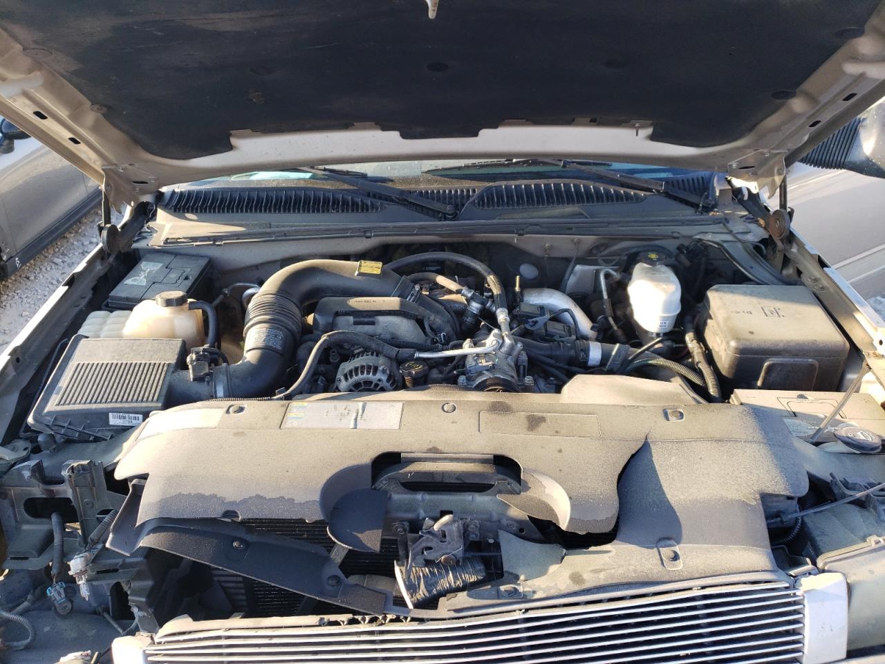 Photo 7 from auction – 2004 CHEVROLET SILVERADO with VIN 1GCHK29234E381865