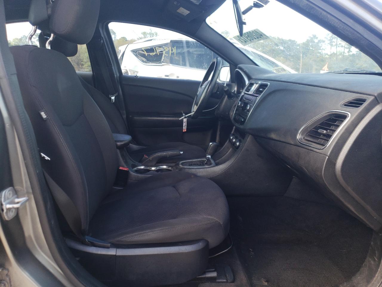 Фото 5 с аукциона – 2013 CHRYSLER 200 TOURIN с VIN 1C3CCBBB3DN672971