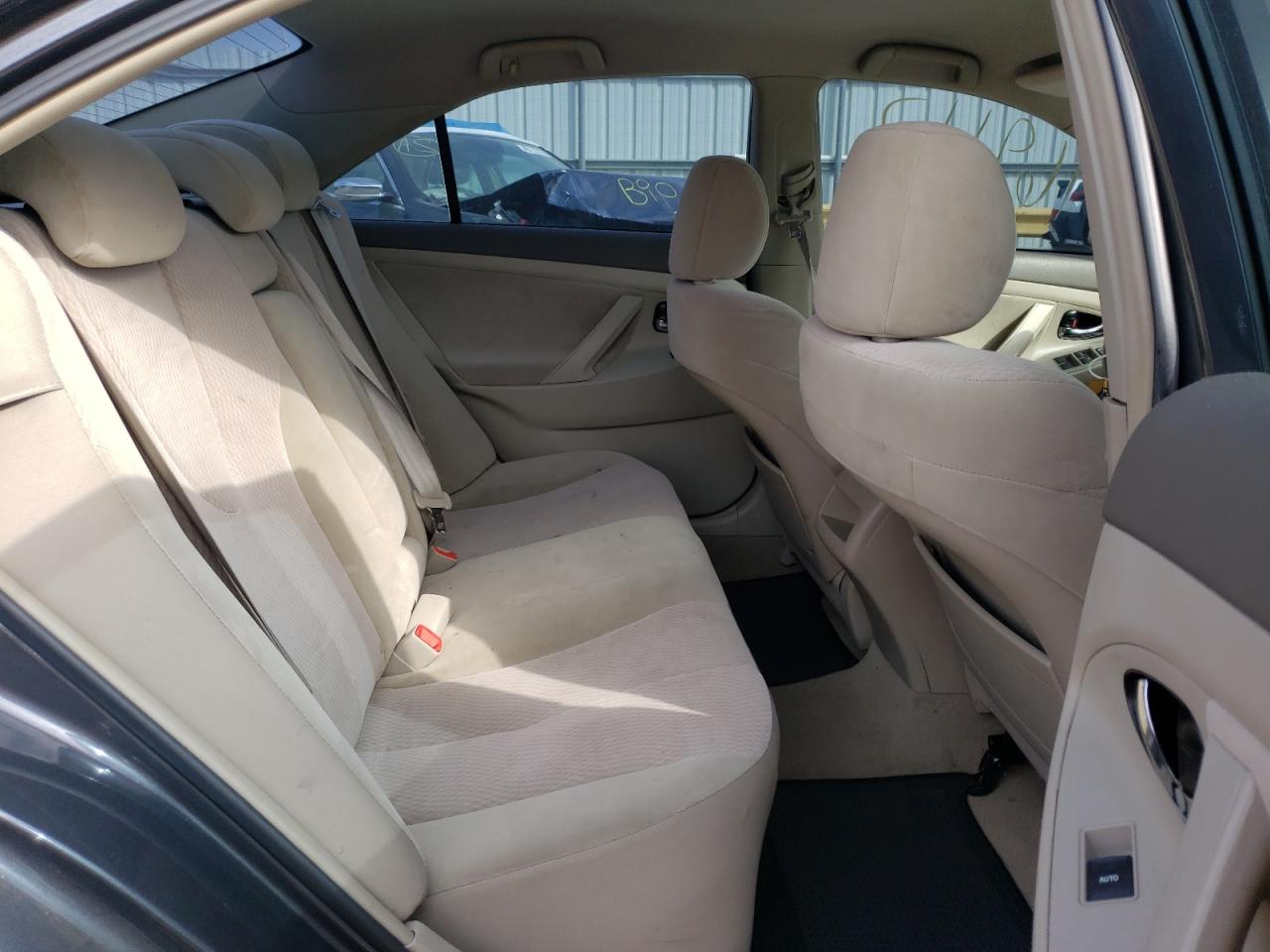 Photo 6 from auction – 2011 TOYOTA CAMRY BASE with VIN 4T1BF3EKXBU599547